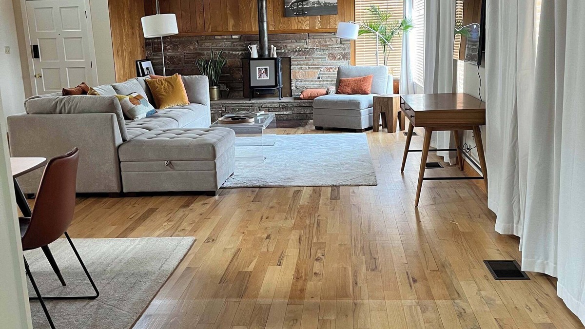 Noe Valley Apartment | 2-bedroom, 2-bathroom, 2- car garage, panoramic view of San Francisco Bay