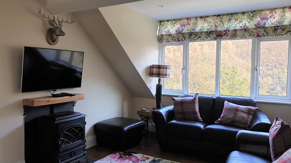 Barbrook Apartment | 2 bedroom, 2 bathroom apartment with views, Lynton, Exmoor, Devon