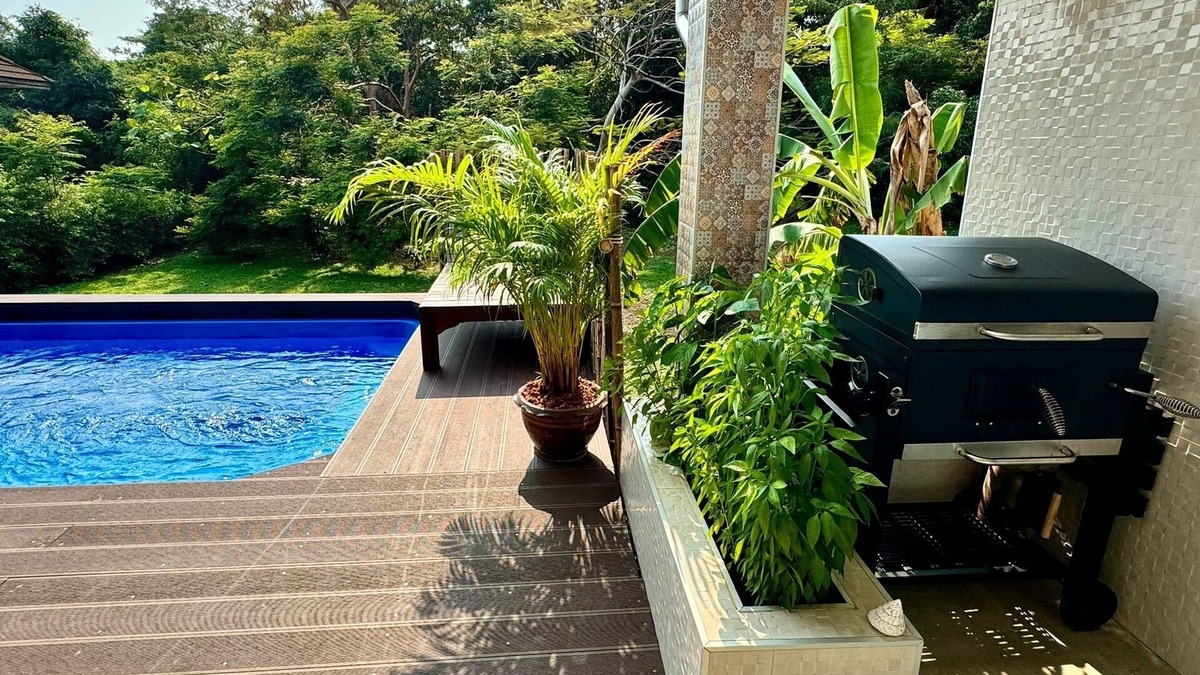Ko Mak Villa | 2 bedroom, 2 bathroom villa with private swimming pool.