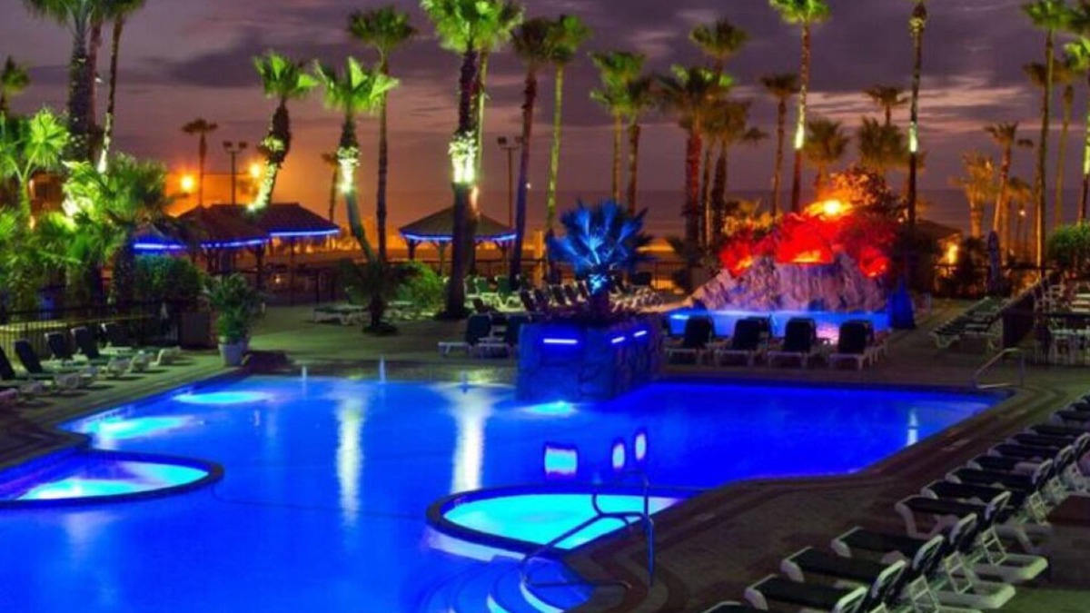 South Padre Island Resort | 2 Bedroom 2 Bathroom Condo #804