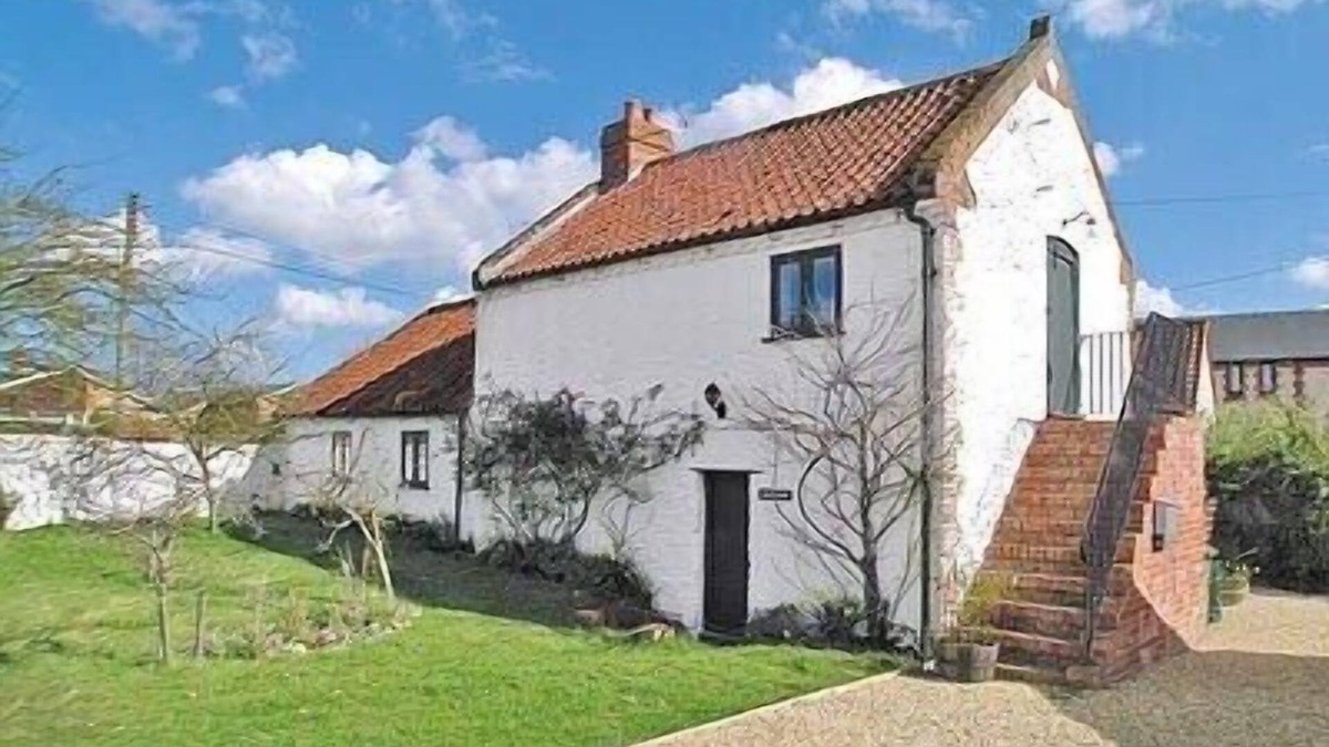 Hockwold cum Wilton Cottage | 2 bedroom accommodation in Hockwold-cum-Wilton