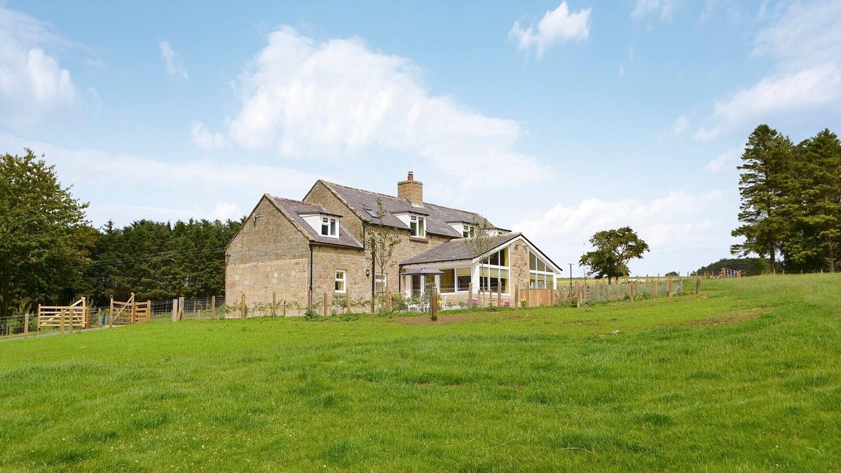 Hepple Cottage | 2 bedroom accommodation in Farnham, near Rothbury