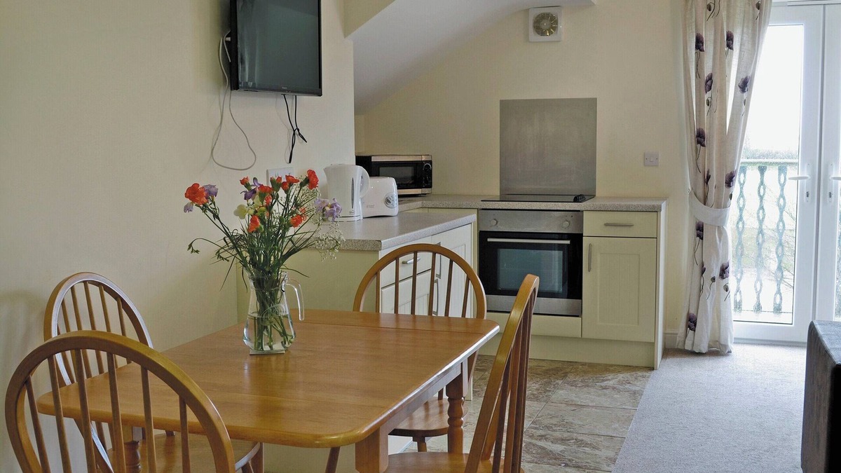 Saint Ann's Chapel Cottage | 2 bedroom accommodation in Chipshop, near Tavistock