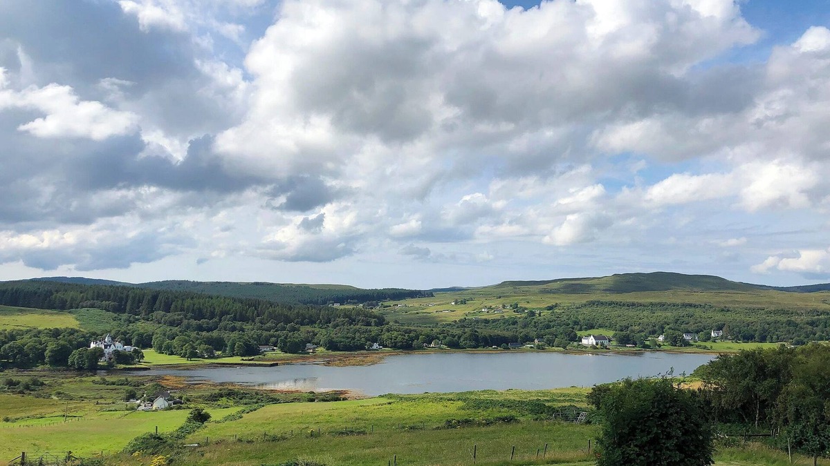 Suladale Cottage | 2 bedroom accommodation in Skeabost Bridge