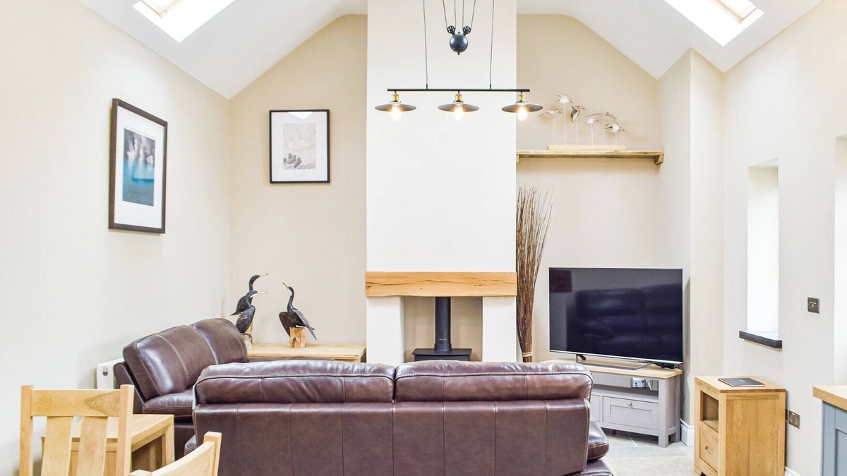Haverfordwest Cottage | 2 bedroom accommodation in Hayscastle, near Newgale