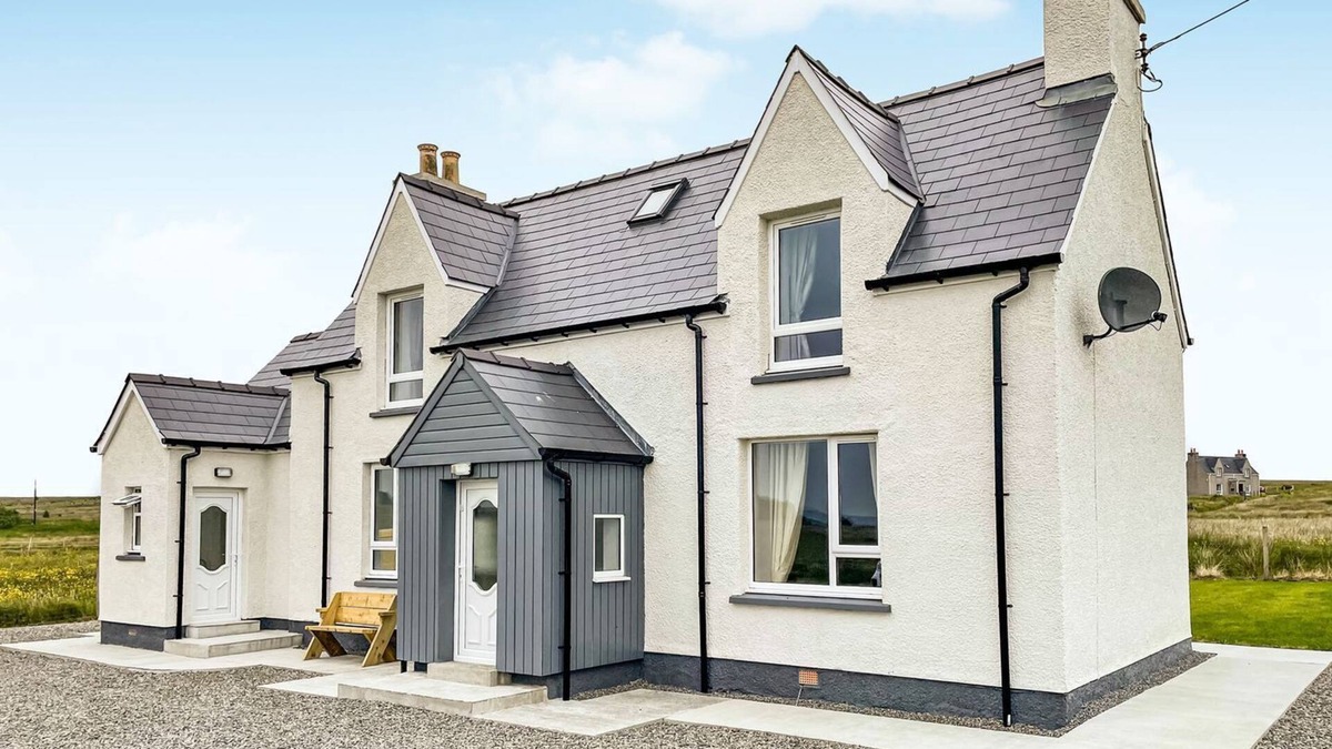 Isle of Lewis Cottage | 2 bedroom accommodation in Isle of Lewis