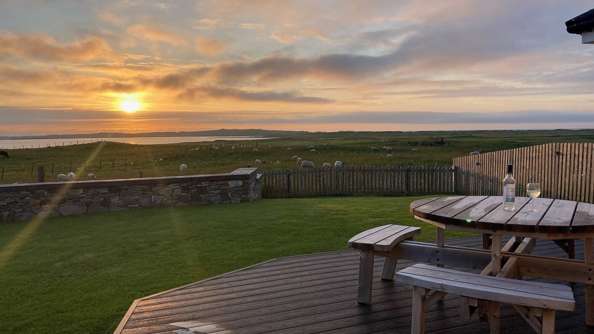 Sollas Cottage | 2 bedroom accommodation in Middlequarter