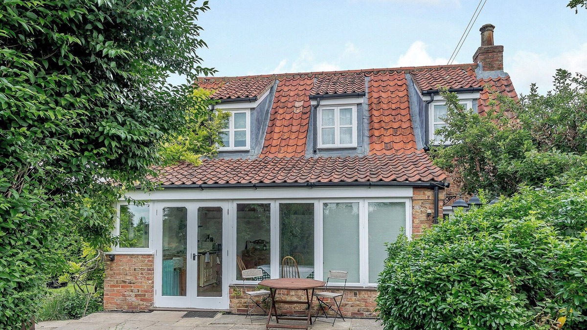 Downham Market Cottage | 2 bedroom accommodation in Ten Mile Bank