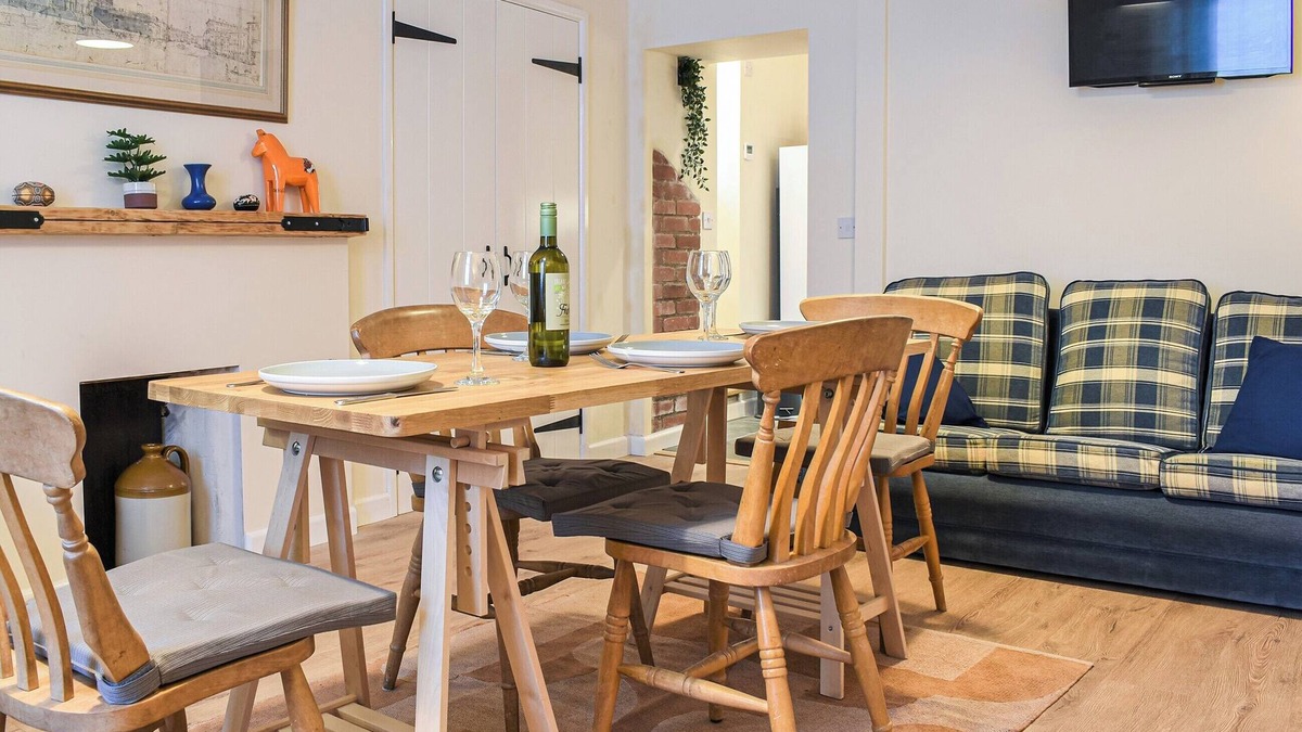 South Molton Cottage | 2 bedroom accommodation in South Molton