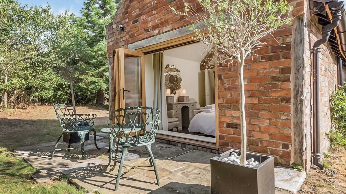 High Ercall Cottage | 2 bedroom accommodation in Waters Upton, near Telford