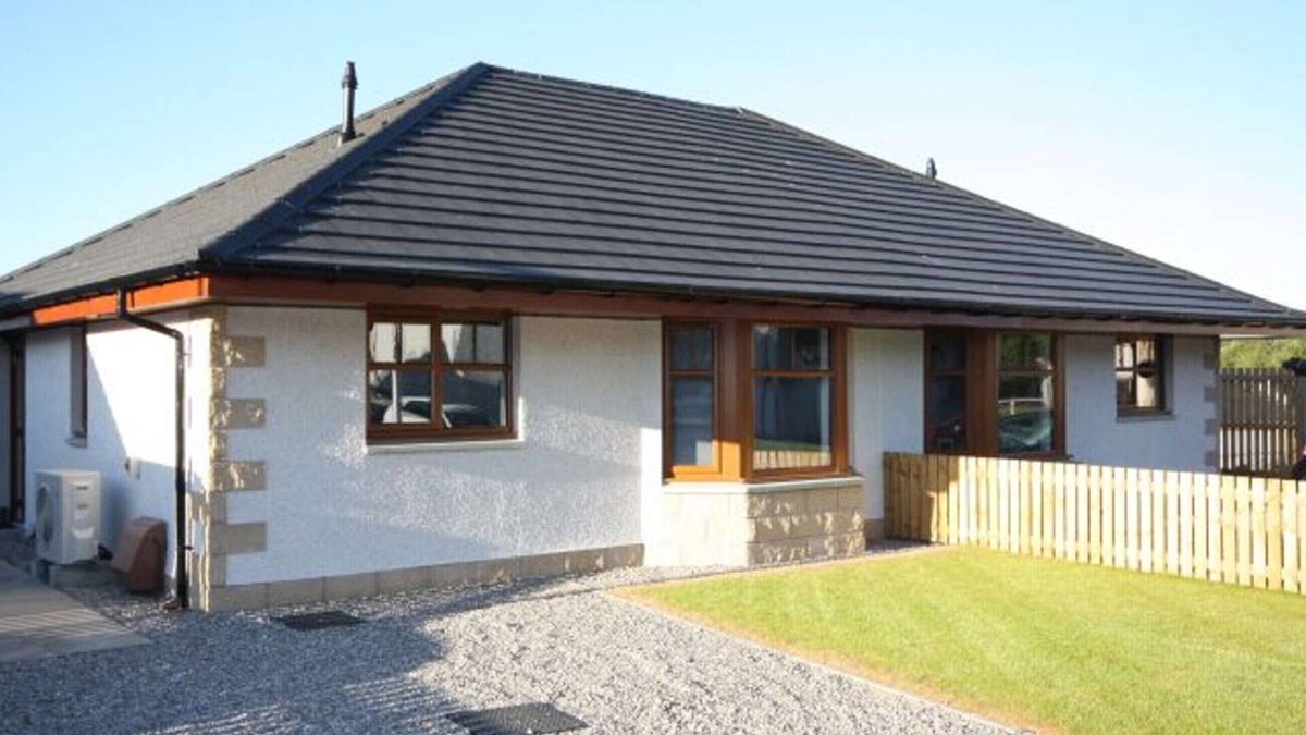 Marybank Cottage | 2 bedroom accommodation in Muir of Ord