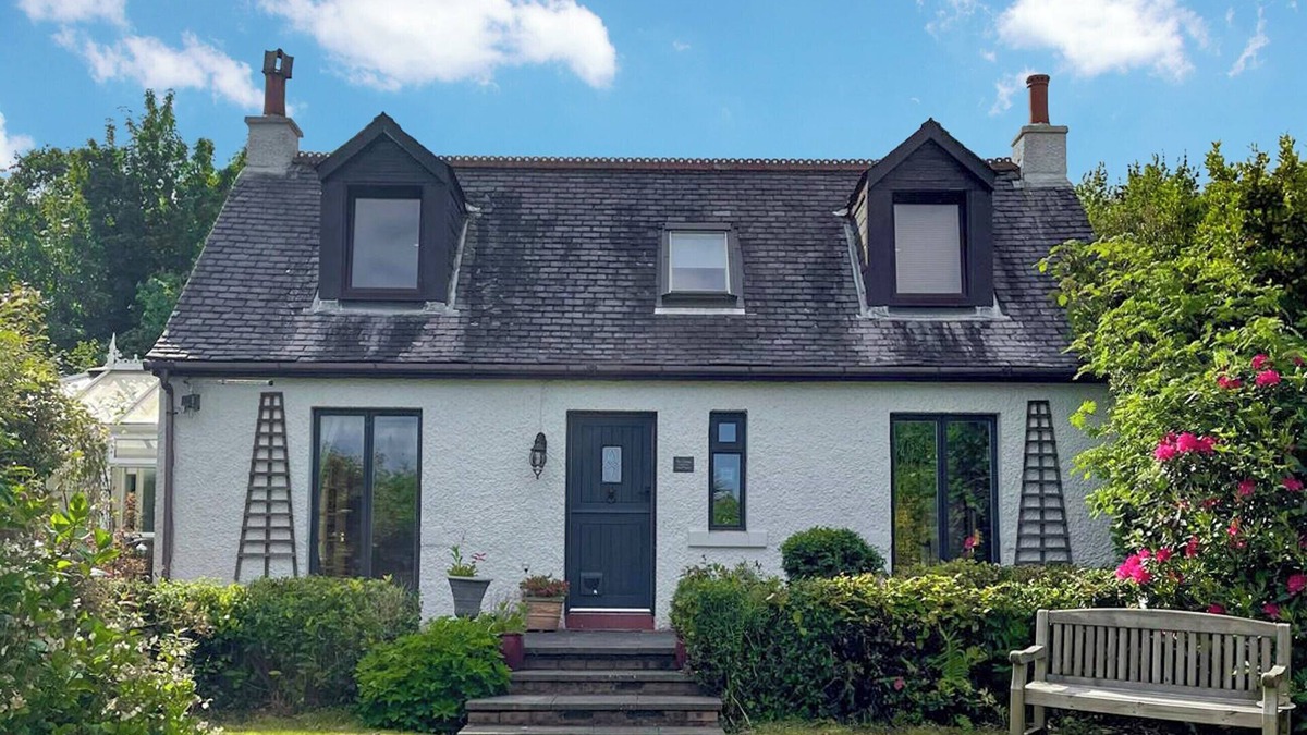 Kilmory Cottage | 2 bedroom accommodation in Whiting Bay