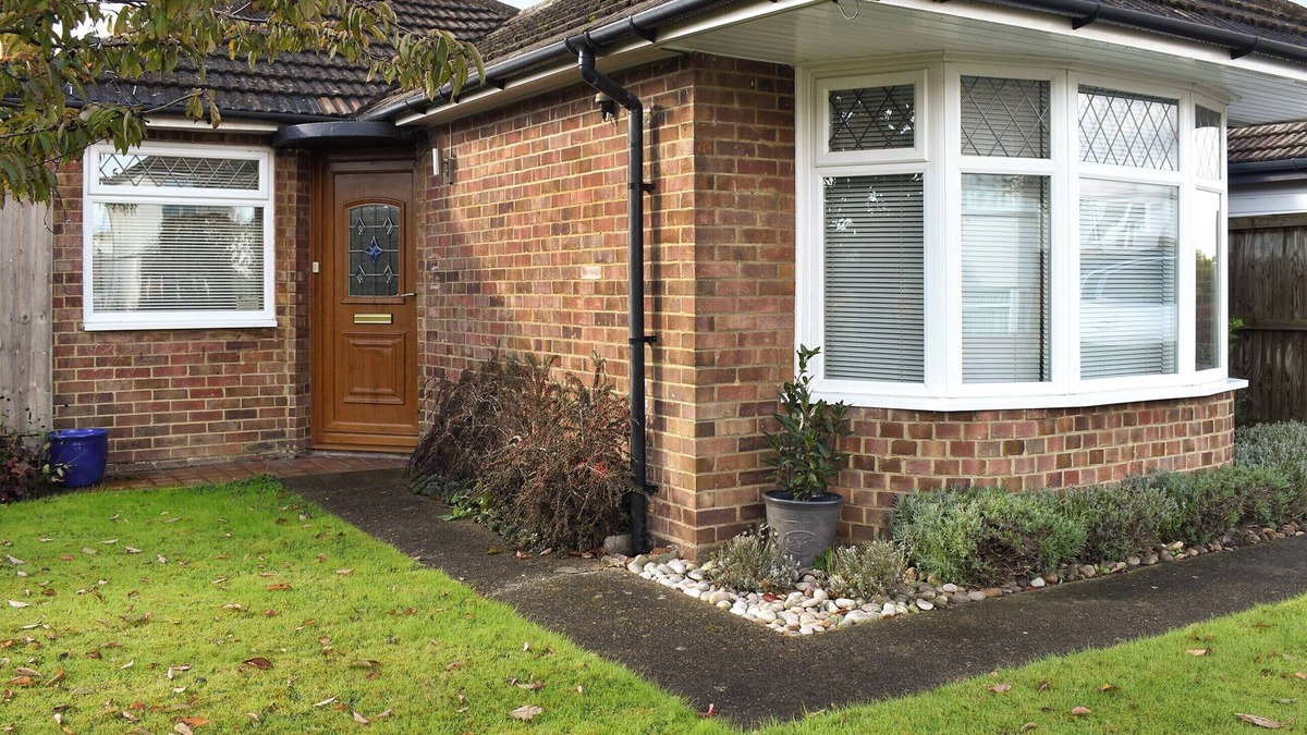 Canterbury Cottage | 2 bedroom accommodation in Canterbury