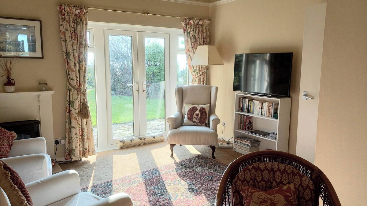 Helensburgh Cottage | 2 bedroom accommodation in Helensburgh