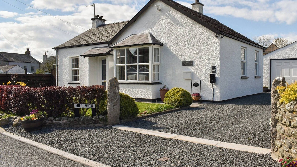 Milnthorpe Cottage | 2 bedroom accommodation in Millness, near Crooklands