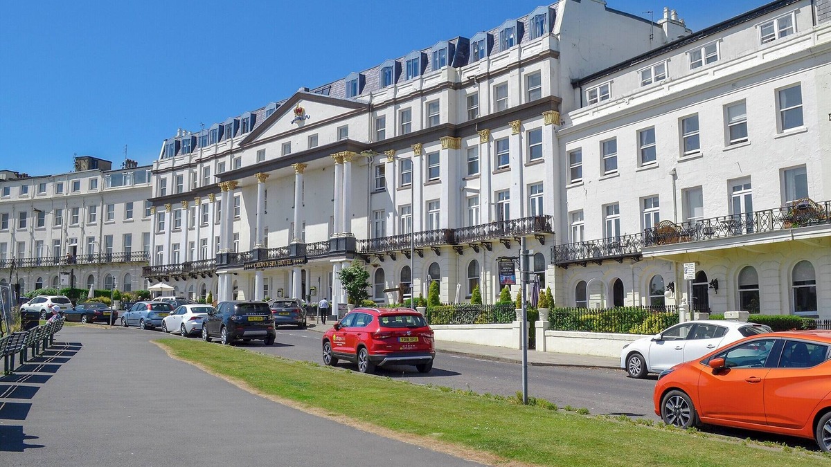 South Cliff Cottage | 2 bedroom accommodation in Scarborough