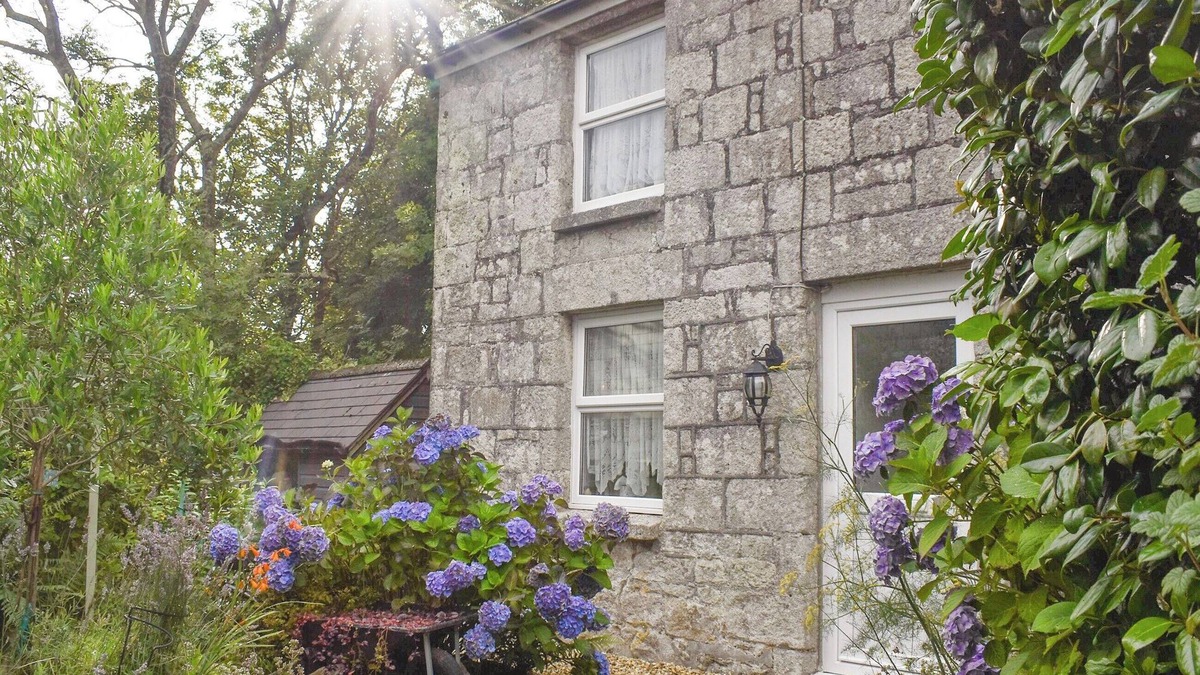 Nanpean Cottage | 2 bedroom accommodation in St Austell
