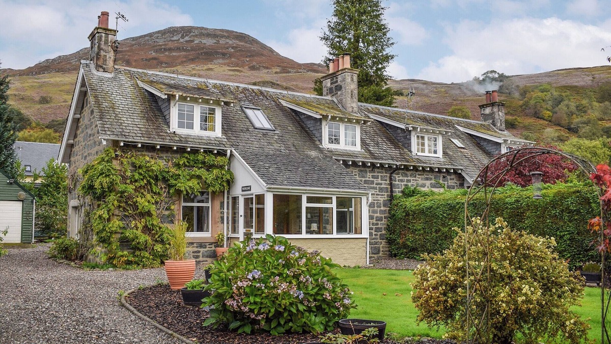 St Fillans Cottage | 2 bedroom accommodation in St Fillans