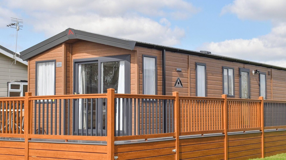Stonham Aspal Cottage | 2 bedroom accommodation in Stonham Aspal, near Stowmarket