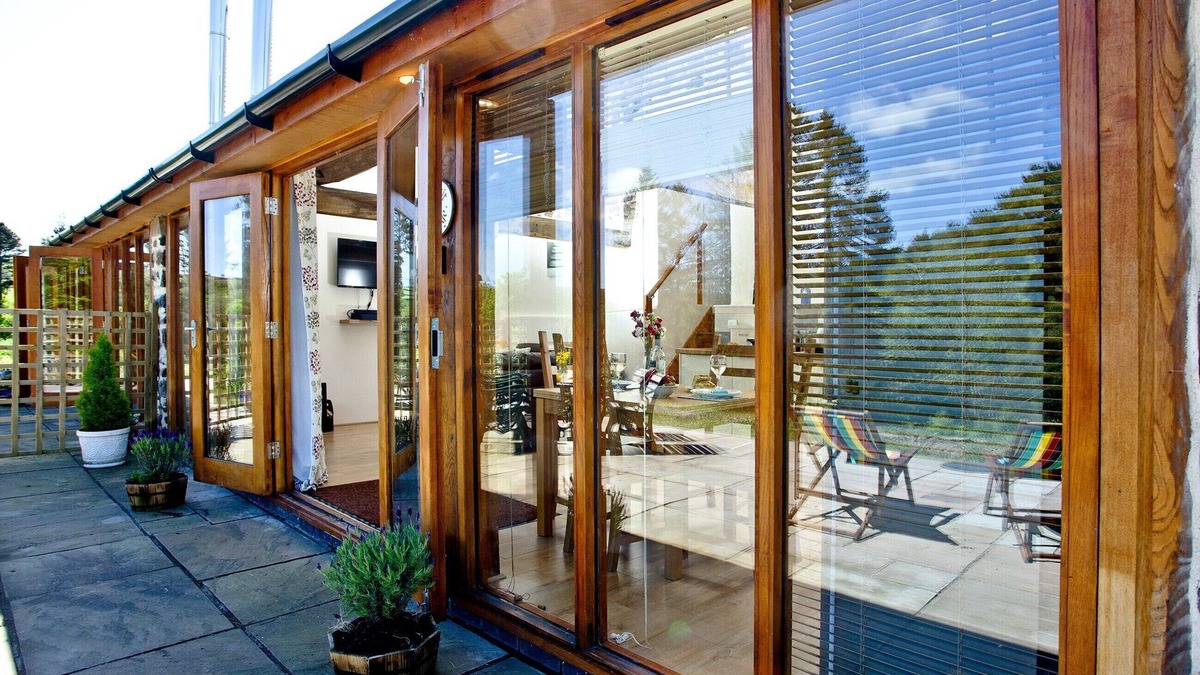 Umberleigh Cabin | 2 bedroom accommodation in Umberleigh