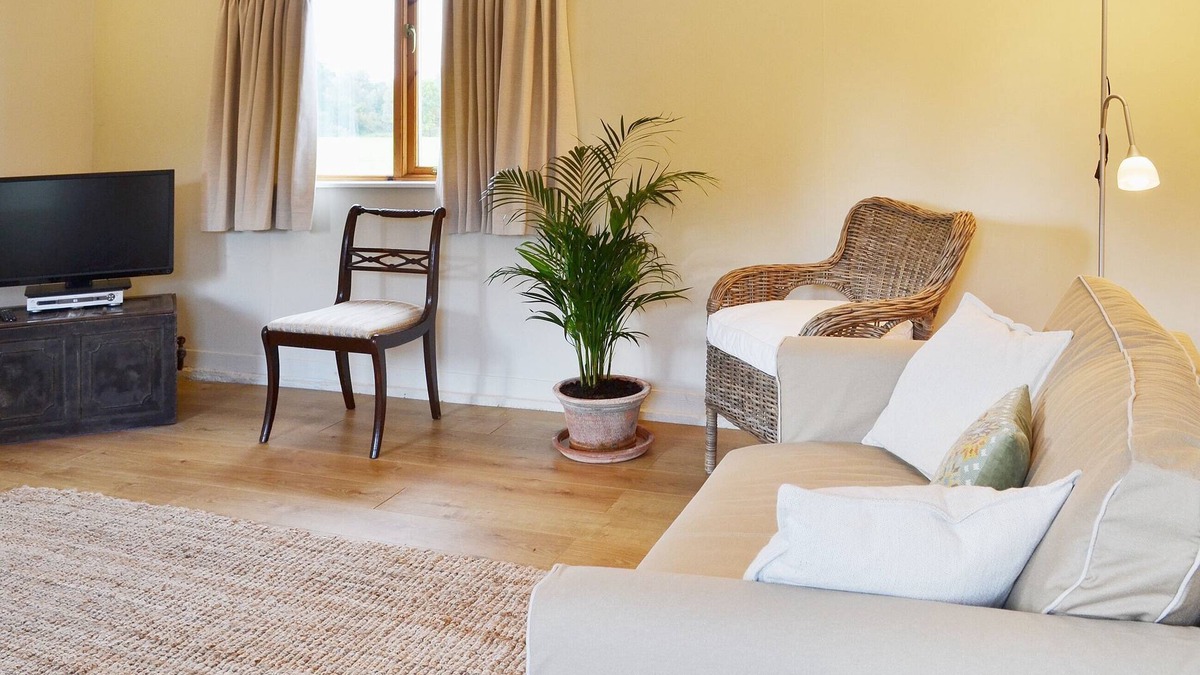 Beckingham Cottage | 2 bedroom accommodation in Little Baddow, near Chelmsford
