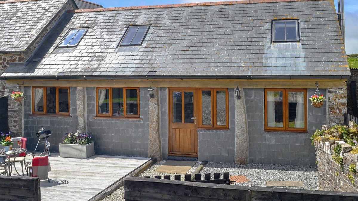 Brazzacott Cottage | 2 bedroom accommodation in Boyton, near Launceston