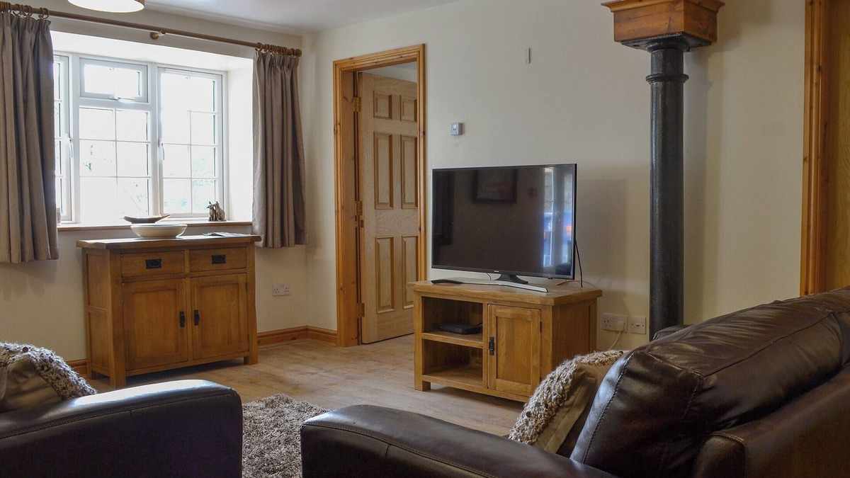 Llanllyfni Cottage | 2 bedroom accommodation in Penygroes, near Caernarfon
