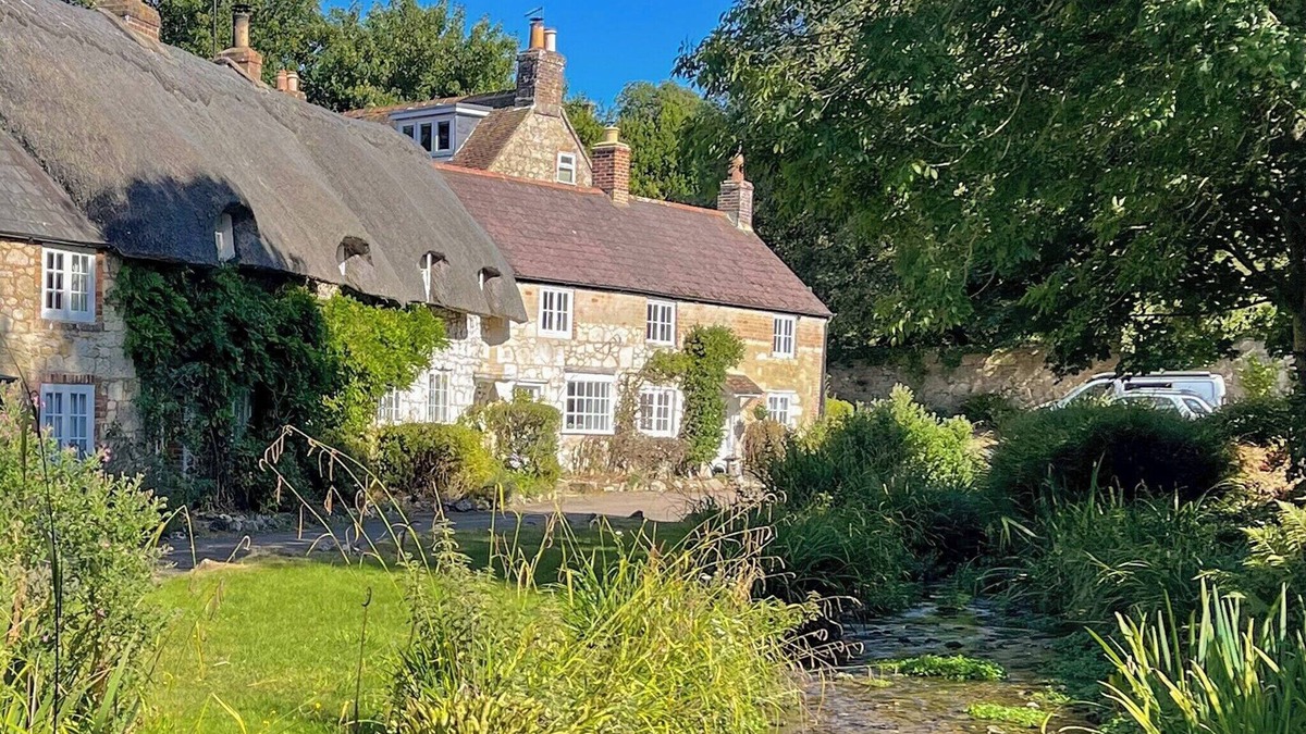 Newport Cottage | 2 bedroom accommodation in Calbourne
