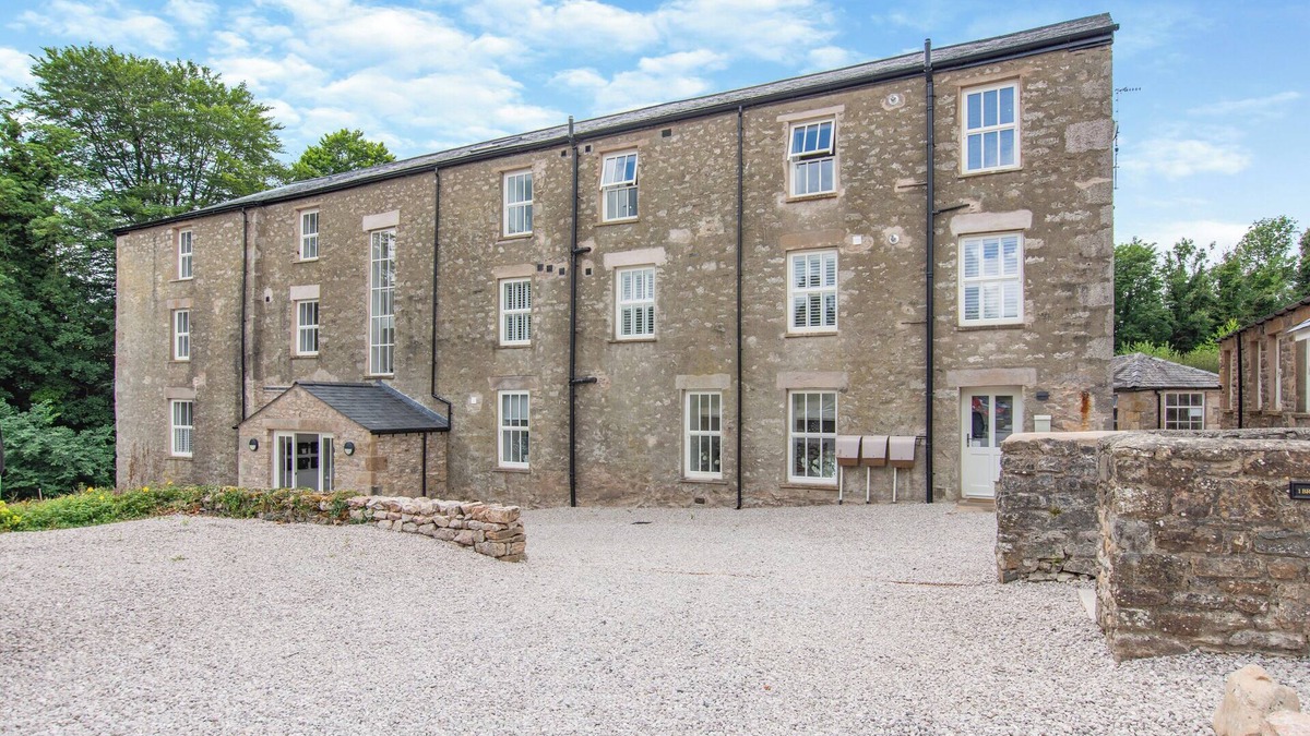 Casterton Cottage | 2 bedroom accommodation in Casterton, near Kirkby Lonsdale