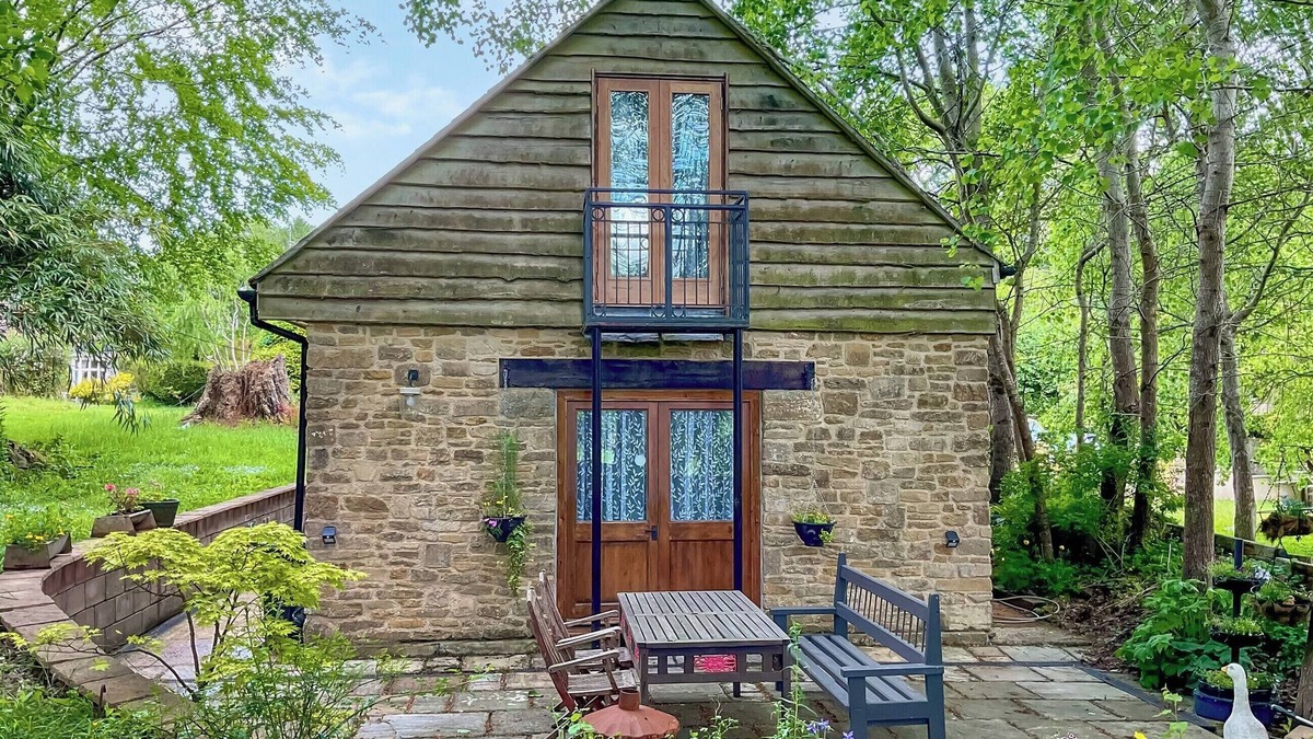 Crewkerne Cottage | 2 bedroom accommodation in Misterton, near Chard