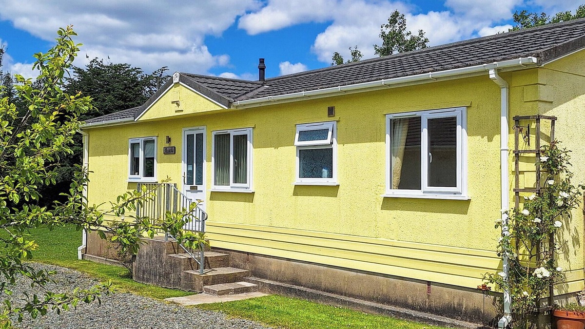 Holsworthy Cottage | 2 bedroom accommodation in Woodacott, near Holsworthy