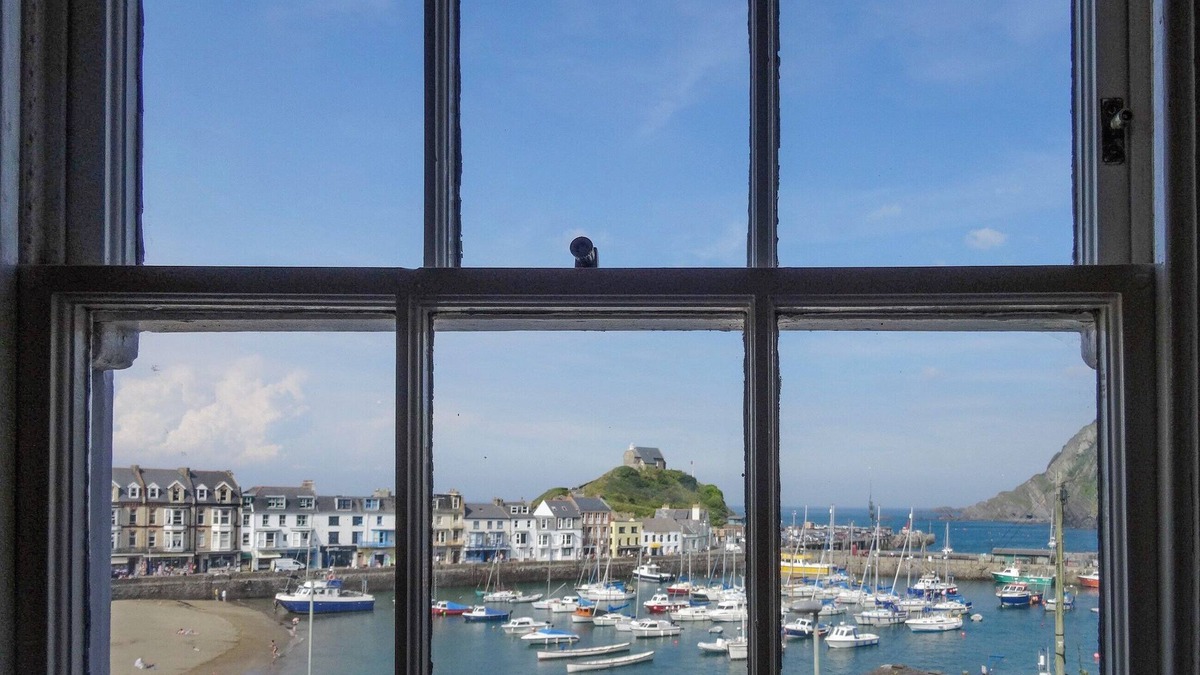 Hele Cottage | 2 bedroom accommodation in Ilfracombe
