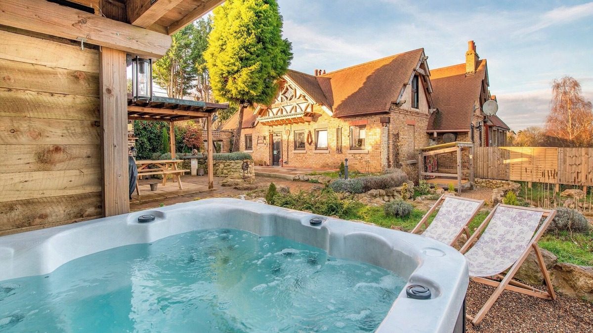 Maidstone Cottage | 2 bedroom accommodation in Otham, near Maidstone