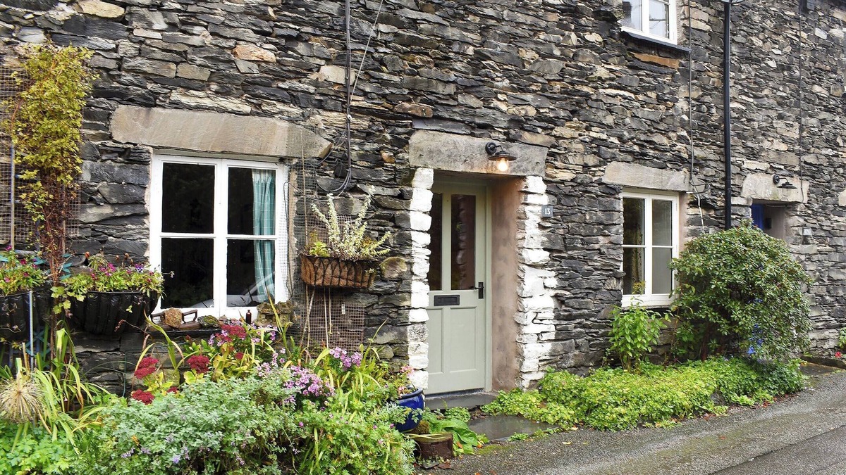 Haverthwaite Cottage | 2 bedroom accommodation in Low Wood, near Ulverston
