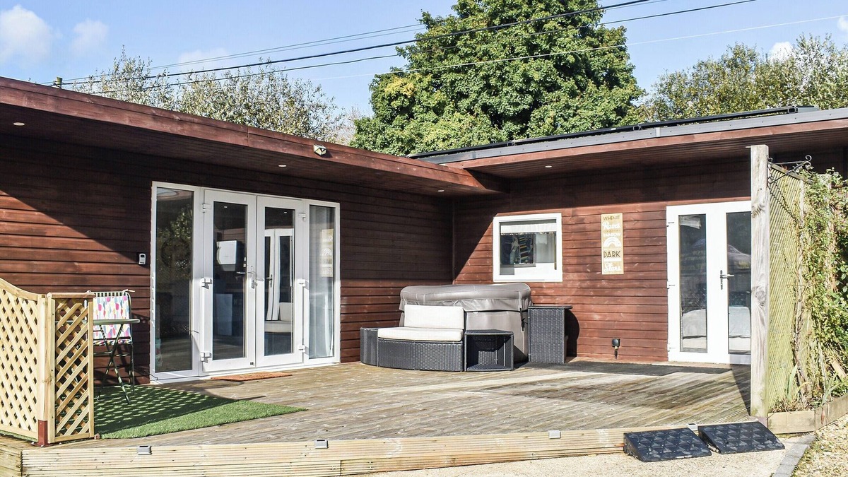 Wimborne Saint Giles Cottage | 2 bedroom accommodation in Woodlands