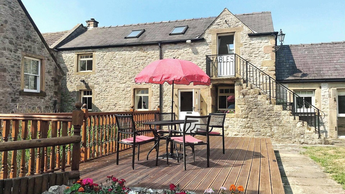 Over Haddon Cottage | 2 bedroom accommodation in Over Haddon, near Bakewell