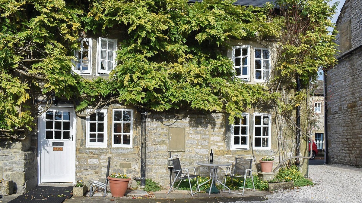 Youlgreave Cottage | 2 bedroom accommodation in Yougrave, near Bakewell