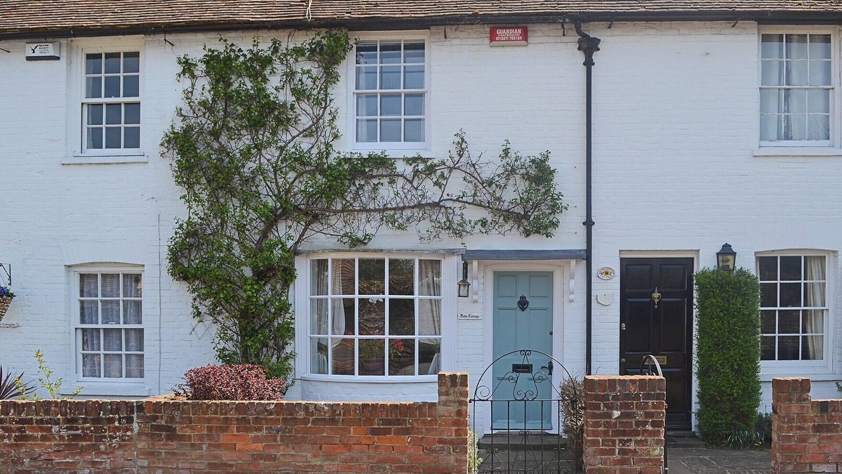 Broad Oak Cottage | 2 bedroom accommodation in Fordwich, near Canterbury