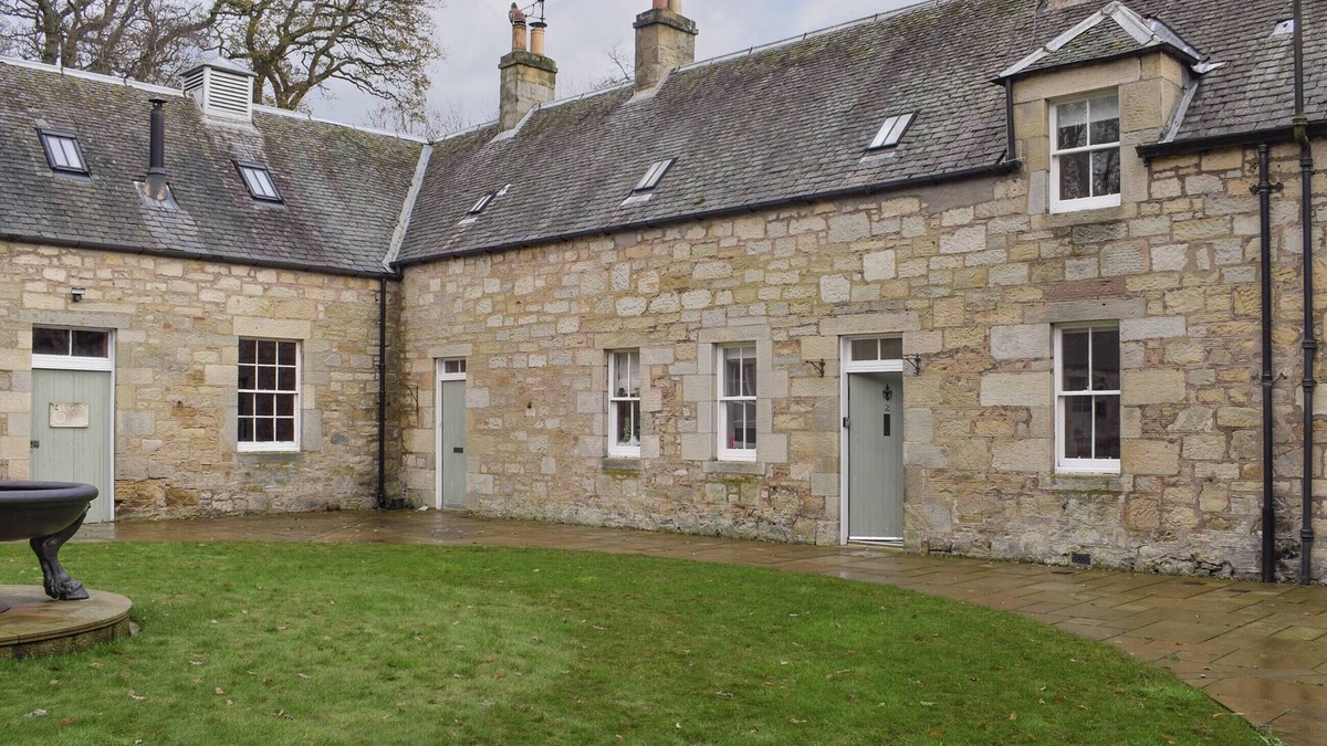 Falkland Cottage | 2 bedroom accommodation in Falkland