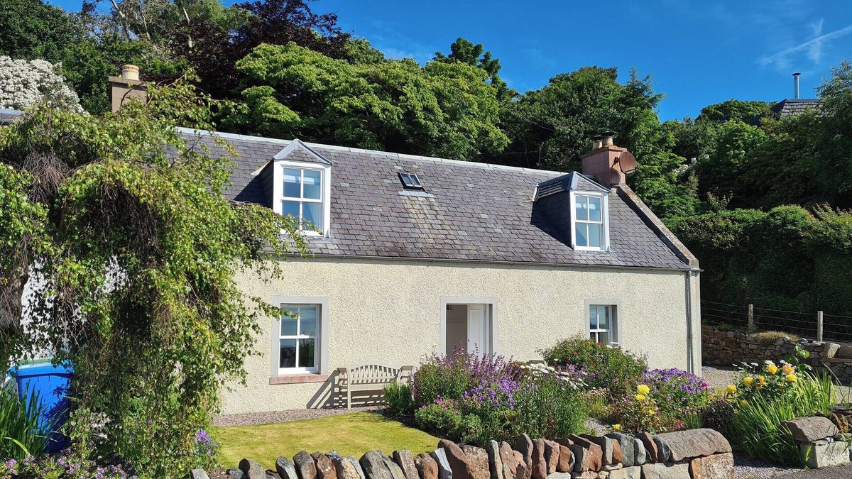 Fortrose Cottage | 2 bedroom accommodation in Fortrose