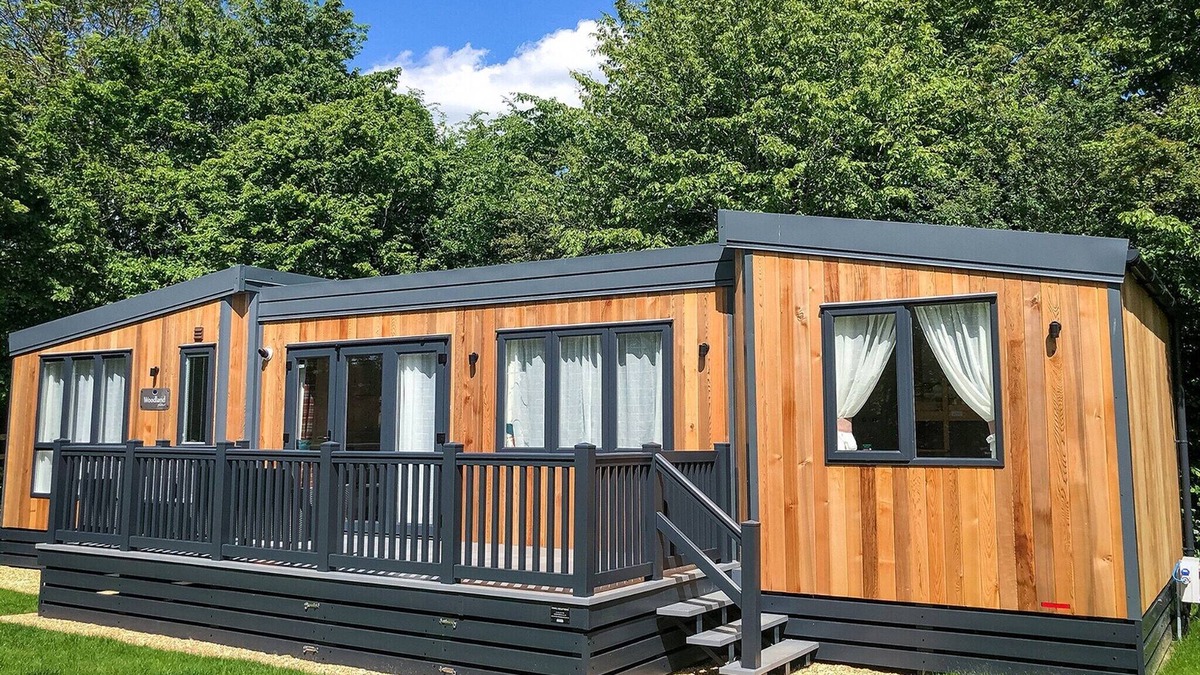 Frampton House | 2 bedroom accommodation in Hubbert’s Bridge, near Boston