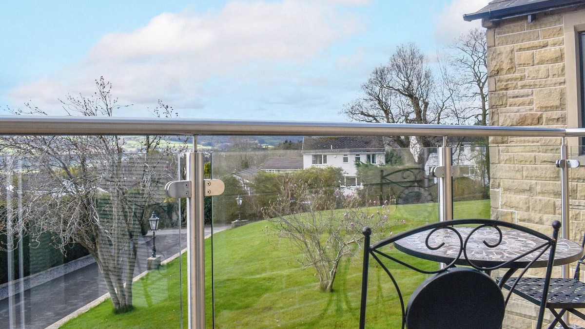 Silsden Cottage | 2 bedroom accommodation in Silsden, near Keighley