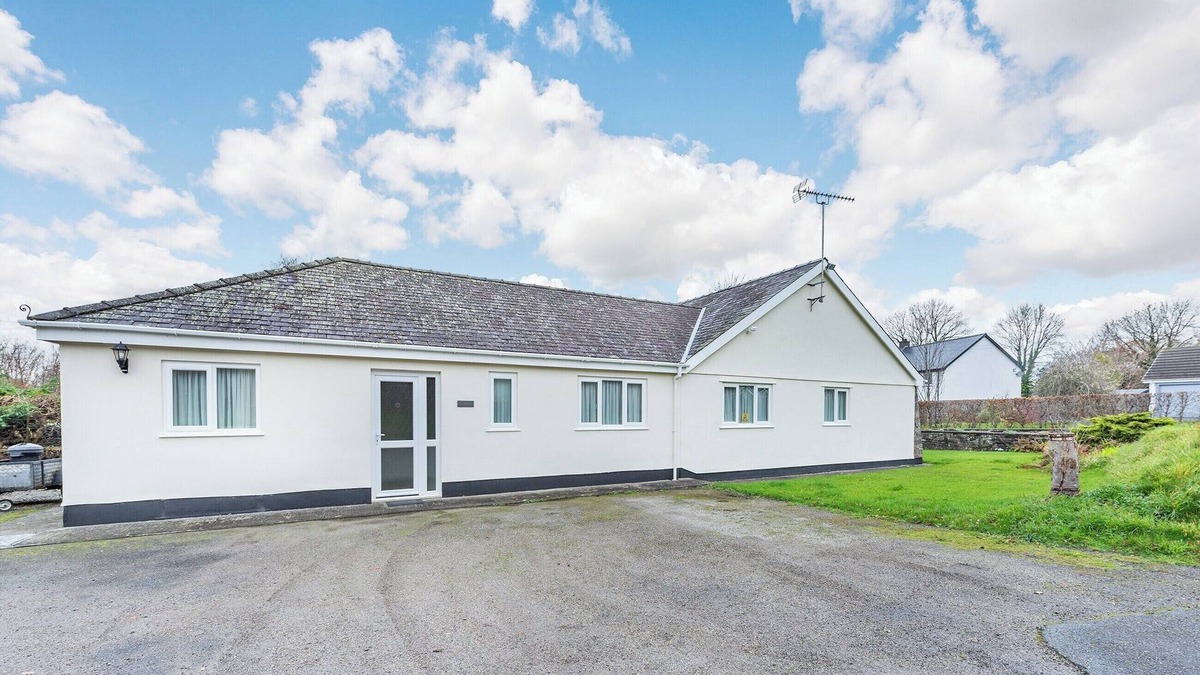 Oakford Cottage | 2 bedroom accommodation in Oakford, near Llanarth
