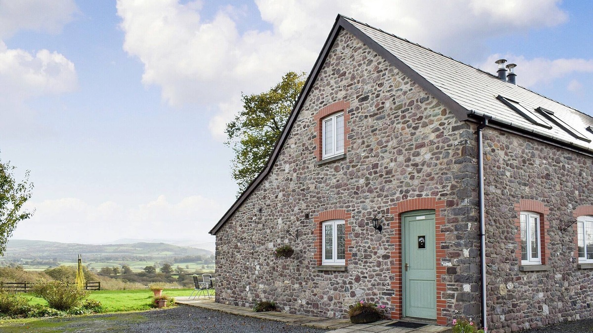 Manordeilo Cottage | 2 bedroom accommodation in Manordeilo, near Llandeilo