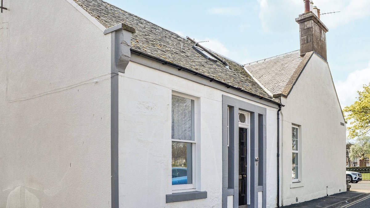Montrose Cottage | 2 bedroom accommodation in Montrose