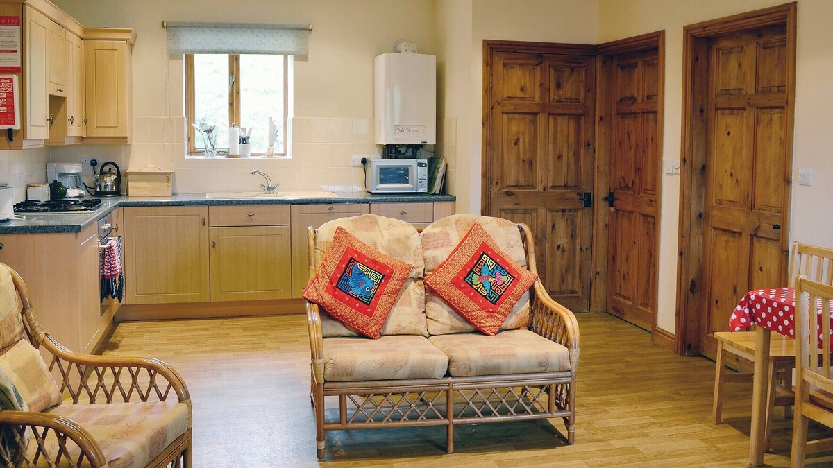 Nettleton Cottage | 2 bedroom accommodation in Nettleton