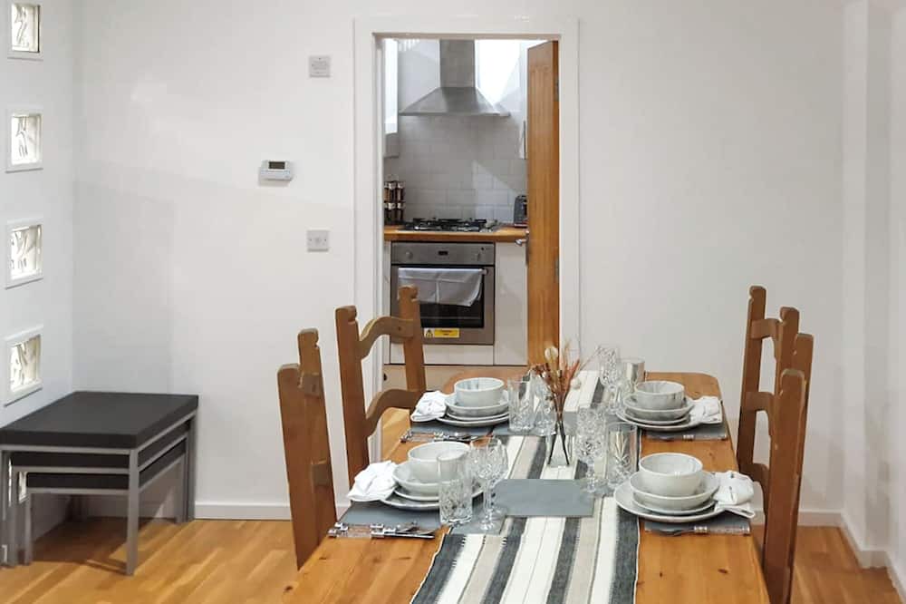 Plympton Cottage | 2 bedroom accommodation in Plympton