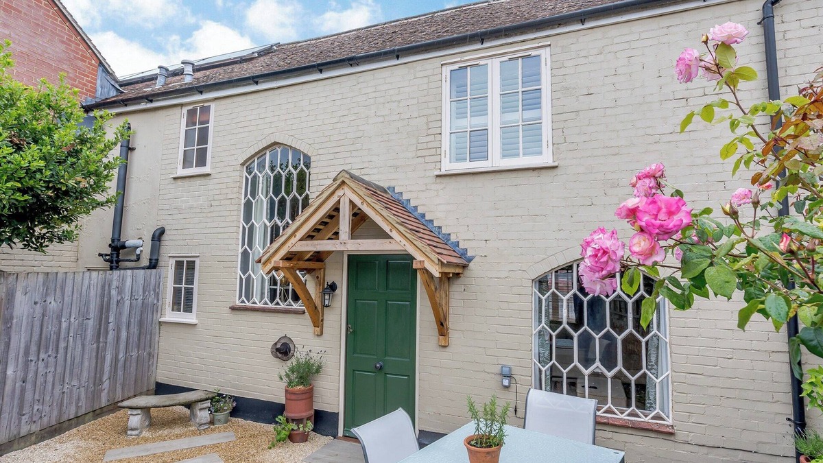 New Forest District Cottage | 2 bedroom accommodation in Ringwood