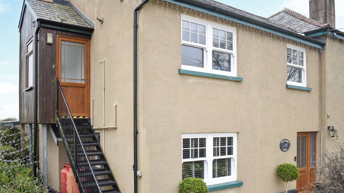 Shebbear Apartment | 2 bedroom accommodation in Shebbear
