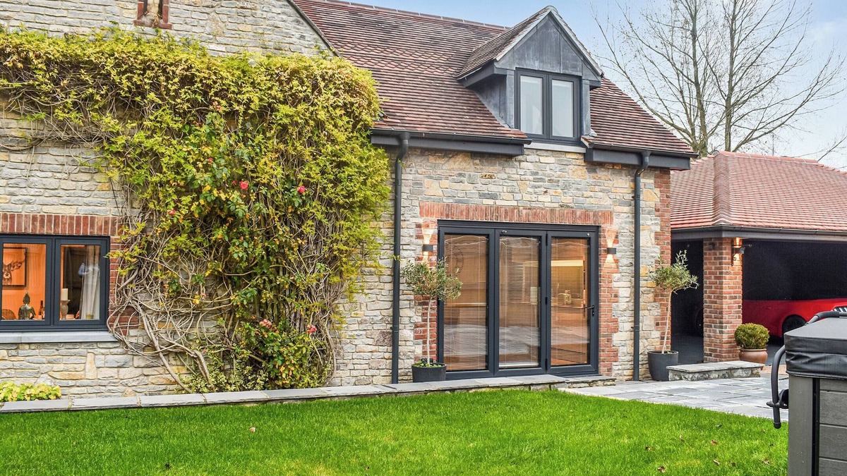 Babcary Cottage | 2 bedroom accommodation in Babcary